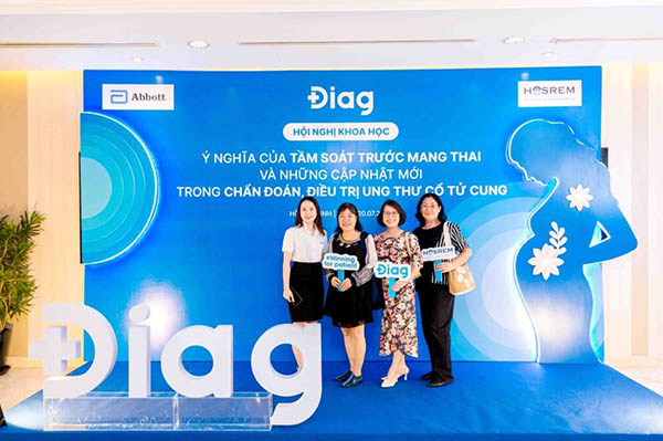 Tổ chức hội thảo khoa học Diag