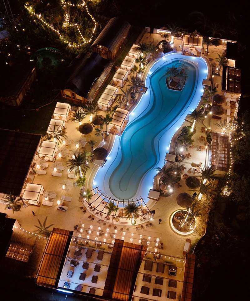 Nhà hàng The Cloudest - tổ chức tất niên Pool Party tốt nhất Sài Gòn