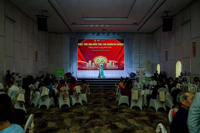Tổ chức tiệc tri ân khách hàng DHT Group