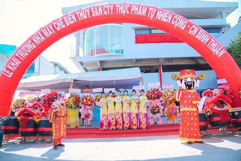 Cho thuê cổng hơi khai trương HCM