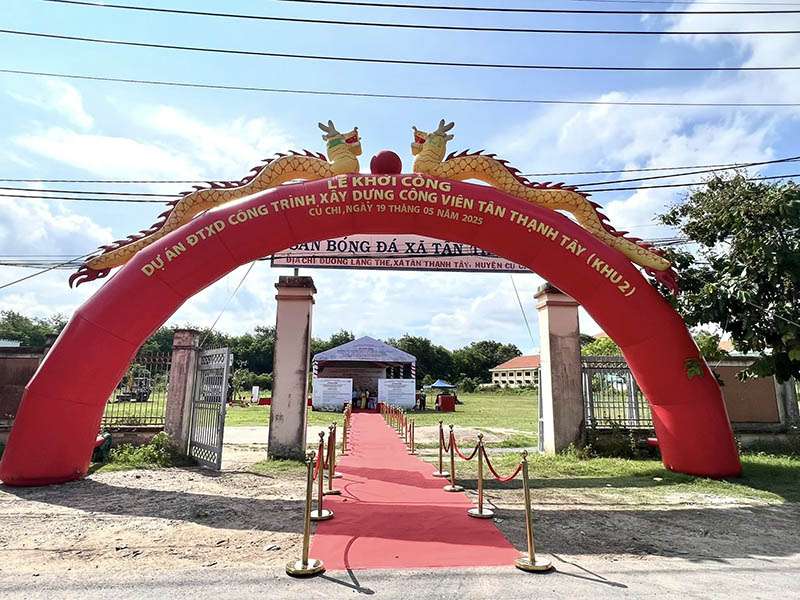 Cho thuê cổng hơi khai trương HCM