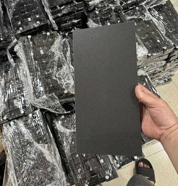 Cho thuê màn hình Led giá rẻ HCM