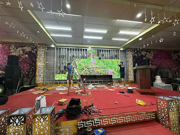 Cho thuê màn hình Led giá rẻ HCM
