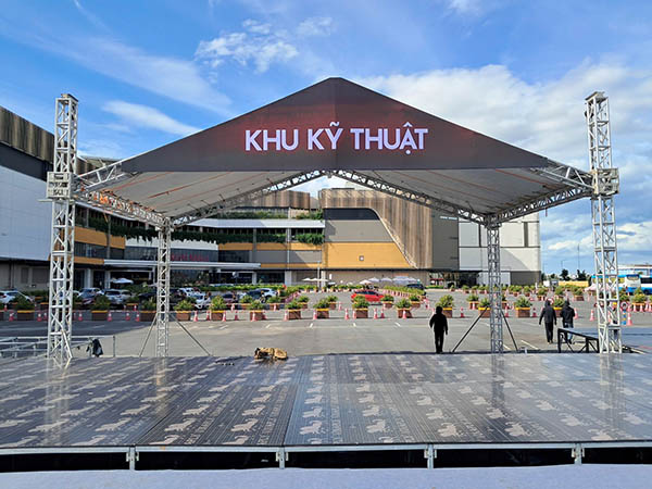 Triển khai nhà bạt không gian M6 cho khu kỹ thuật sự kiện