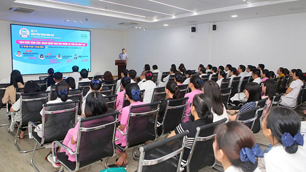 Cho thuê máy chiếu sự kiện HCM