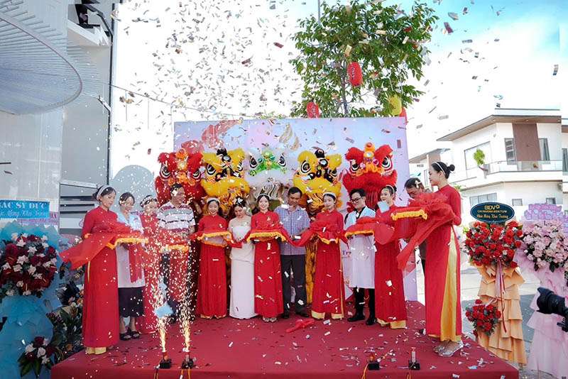 Cho thuê Bộ cắt băng khánh thành, khai trương