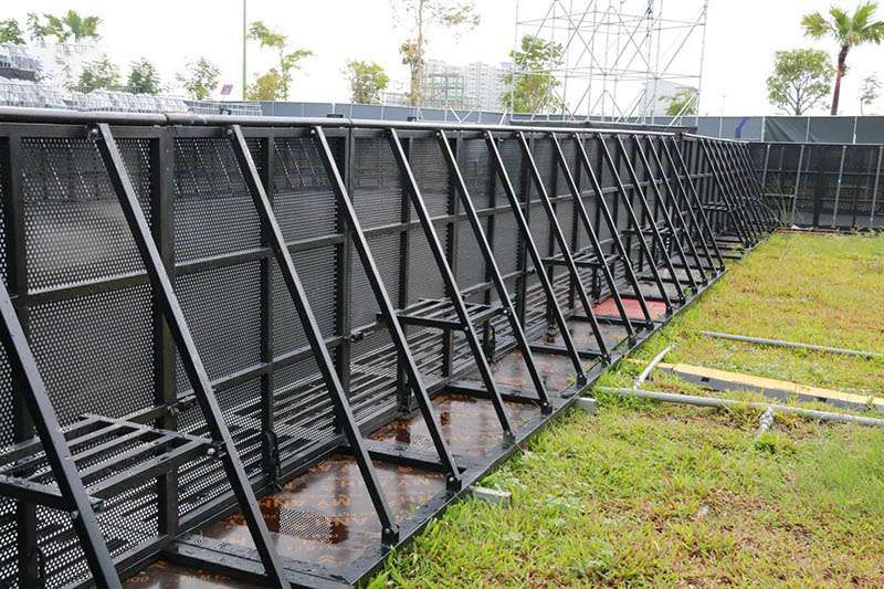 Cho thuê hàng rào sự kiện, bảo vệ an ninh giá rẻ HCM