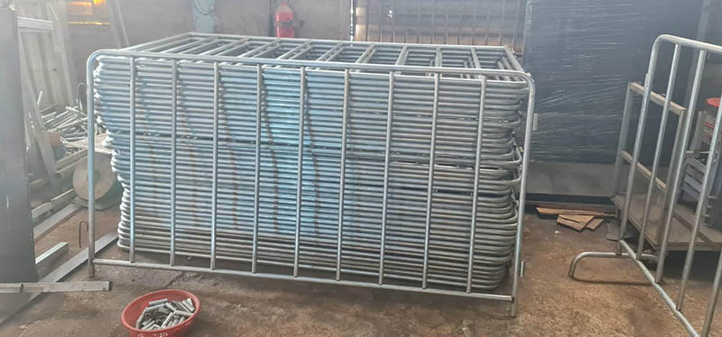 Cho thuê hàng rào sự kiện, bảo vệ an ninh giá rẻ HCM