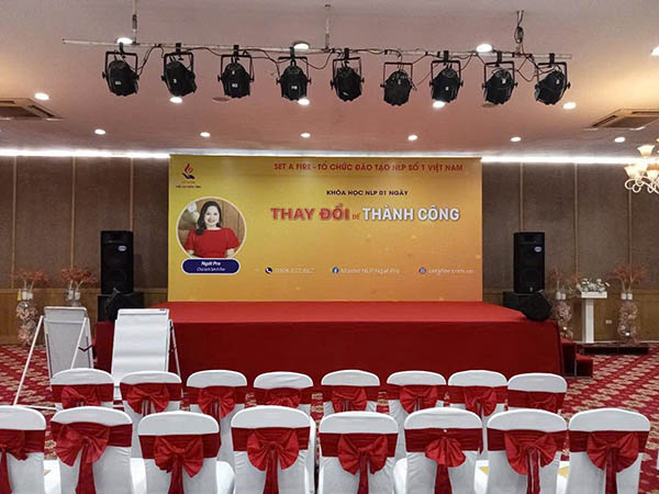 Cho thuê sân khấu sự kiện hcm