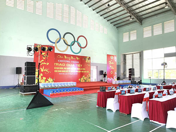 Cho thuê sân khấu sự kiện hcm