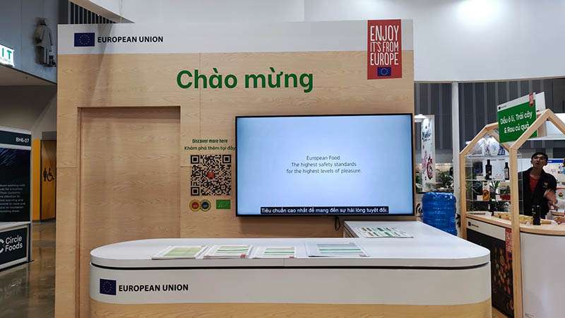 Cho thuê Tivi sự kiện Smart LCD 4K tại HCM