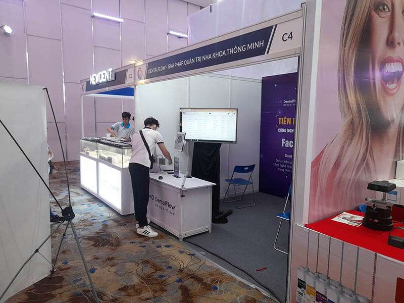 Cho thuê Tivi sự kiện Smart LCD 4K tại HCM