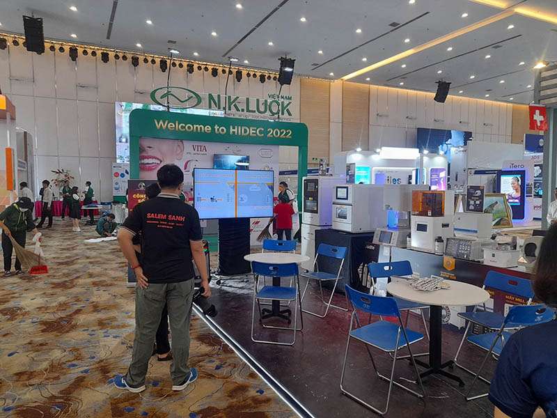 Cho thuê Tivi sự kiện Smart LCD 4K tại HCM