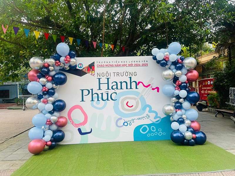 Backdrop Ngôi trường hạnh phúc