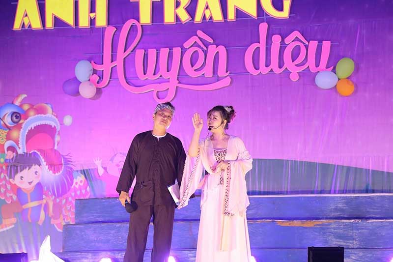 Chú cuội và chị Hằng tại tết trung thu