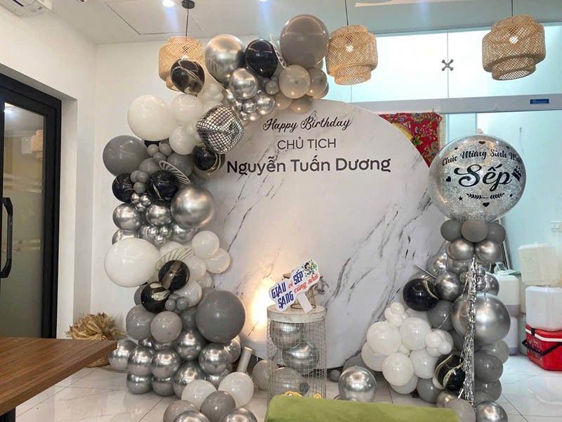 Thiết kế và thi công trang trí backdop bong bóng Happy Birday Nguyễn Tấn Dương