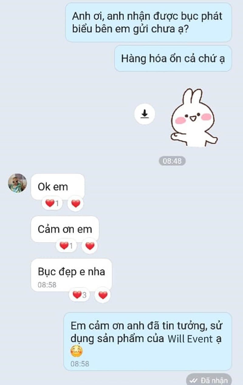 Feedback khách hàng về bục phát biểu