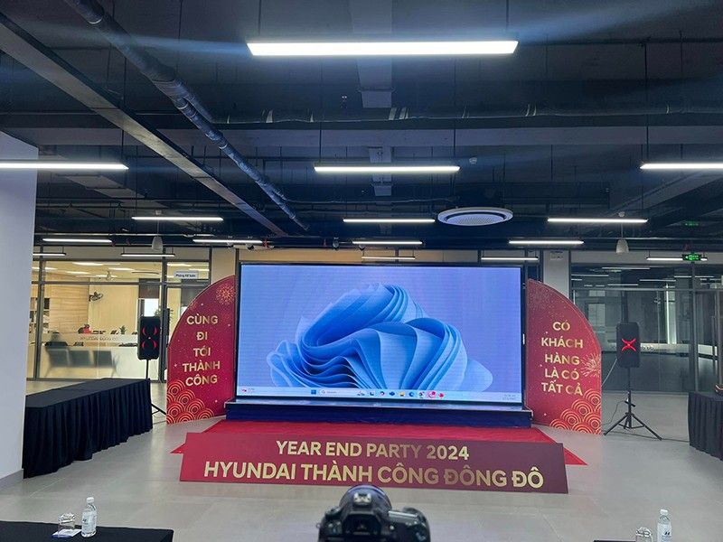 Loa kẹo kéo tiệc tất niên