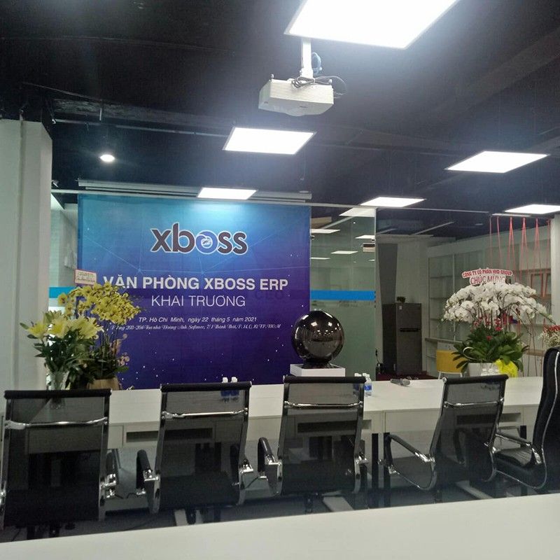 Quả cầu Led trong sự kiện khai trương văn phòng Xboss ERP