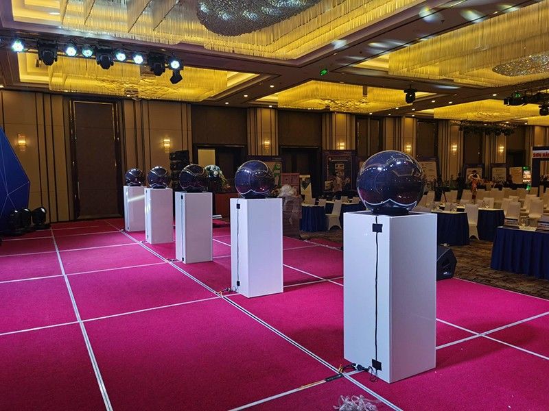 5 quả cầu led trong sự kiện trong nhà
