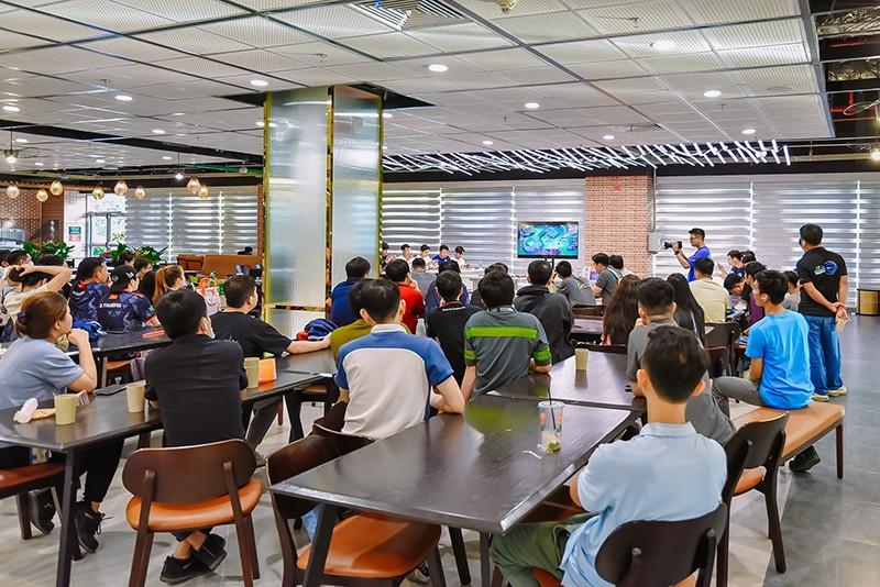 Công ty đang tham gia thi đấu game online Liên Quân Mobile
