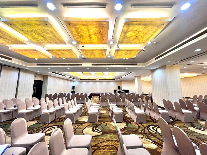 Khảo sát không gian thuê bàn ghế hội nghị