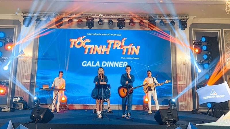 Ban nhạc acoustic trong sự kiện galadinner