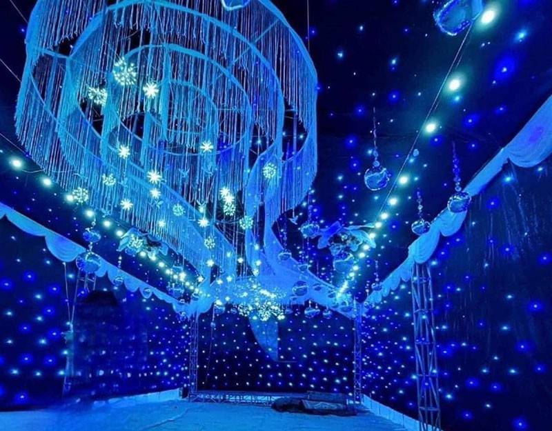 Màn sao sân khấu đám cưới