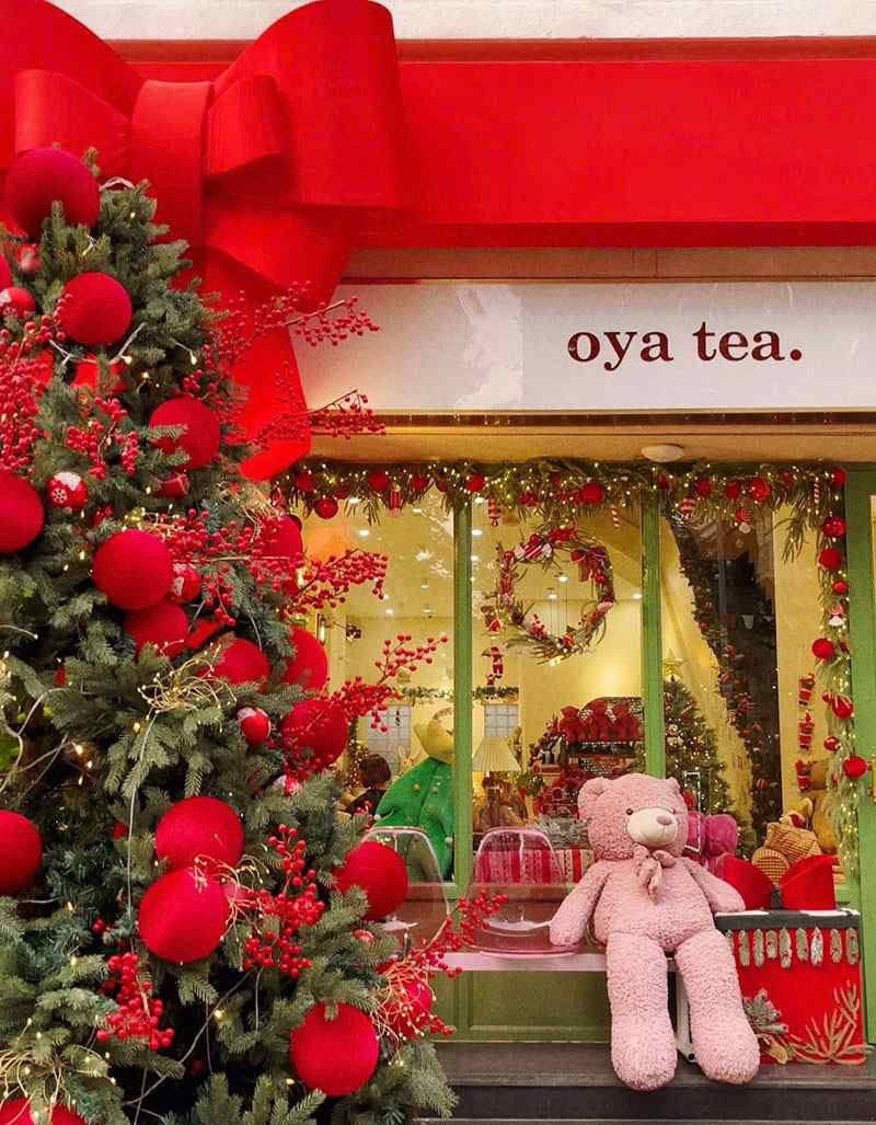 Trang trí noel quán cà phê Oya Tea
