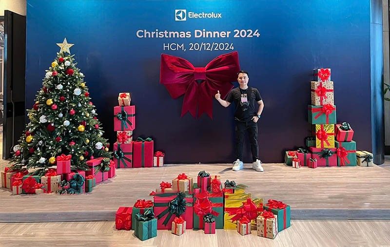 Backdrop noel cho công ty electrolux