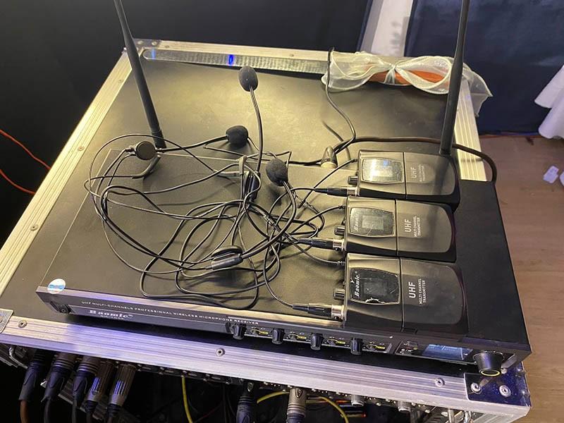 3 bộ micro đeo tai cho thuê tại Will Event