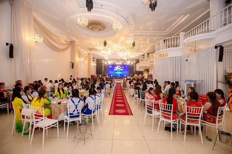 Tiệc gala dinner kỷ niệm 10 năm thành lập