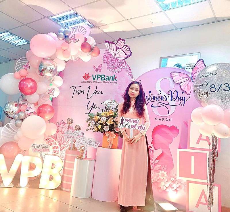 Mẫu backdrop 20/10 đẹp