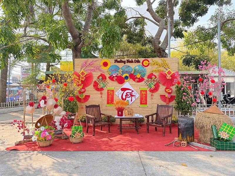 Mẫu tiểu cảnh Tết cho phường Bình Đức