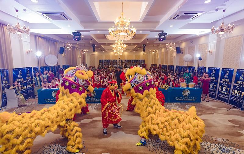 Tổ chức múa lân trong tiệc tất niên công ty cuối năm