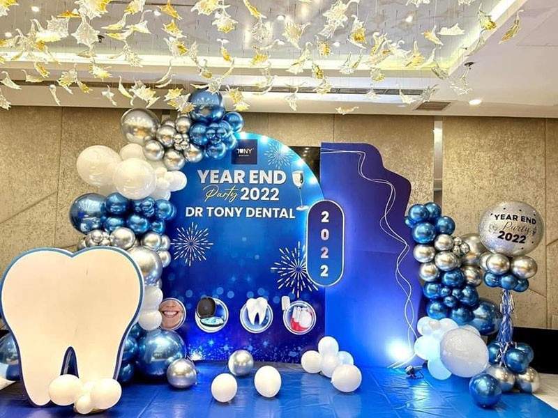 Backdrop tất niên nha khoa