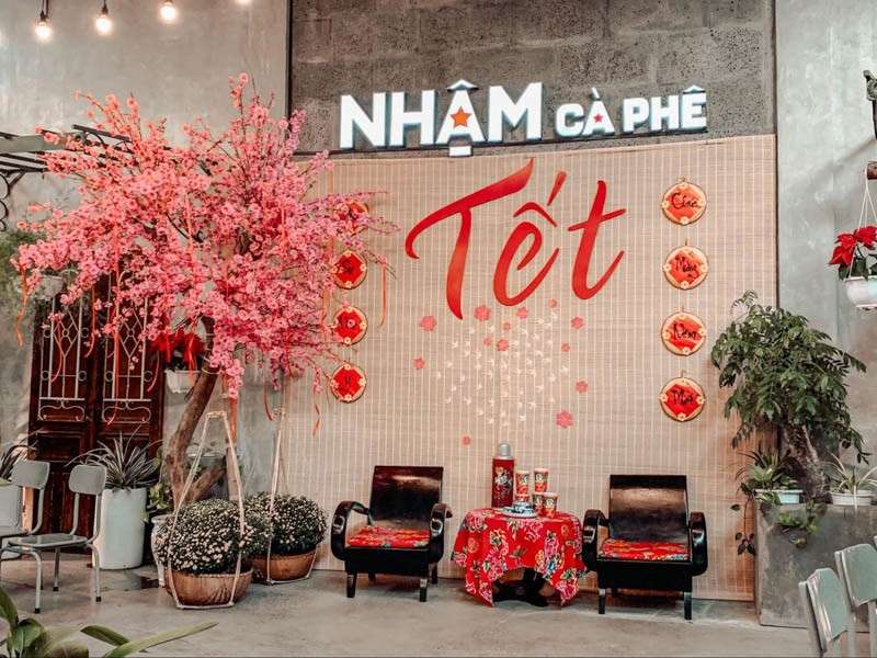 Backdrop Tết của Nhậm Cà Phê