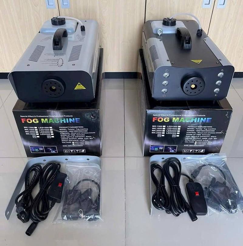 Máy phun khói Fog Machine
