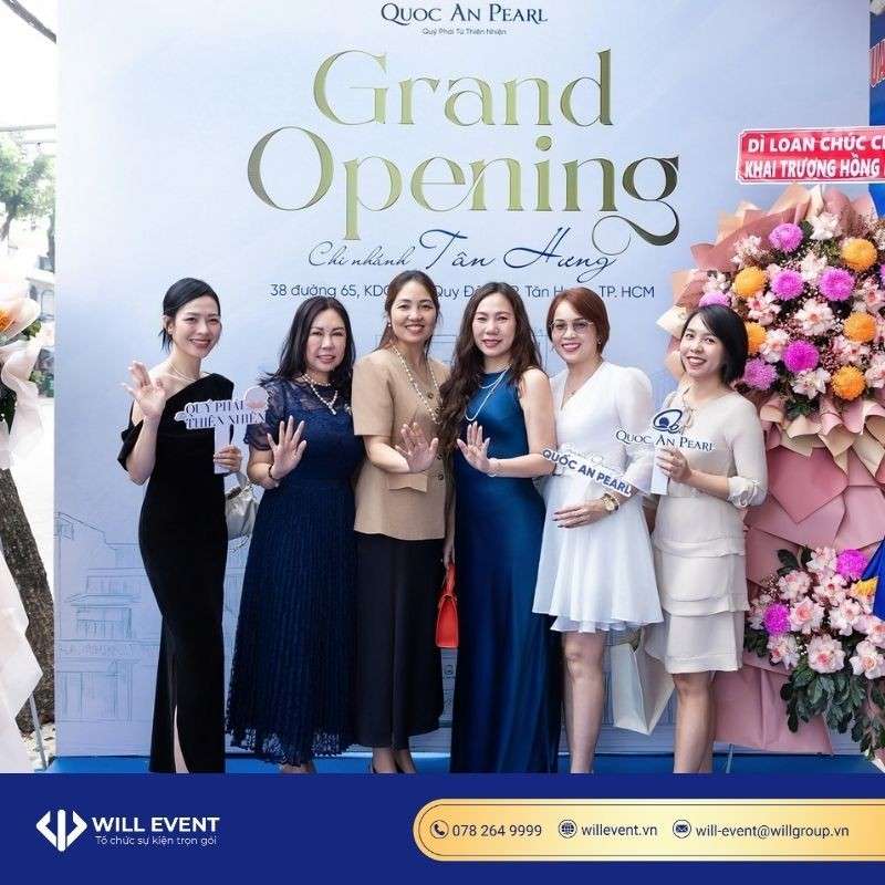 Tham dự khai trương