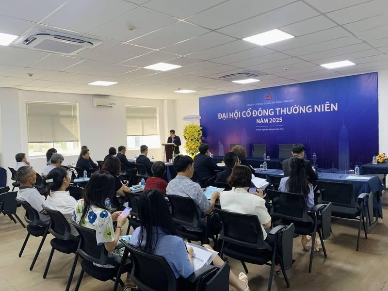 Tổ chức đại hội cổ đông chuyên nghiệp trọn gói HCM với không gian họp hiện đại và đông đảo cổ đông tham dự.