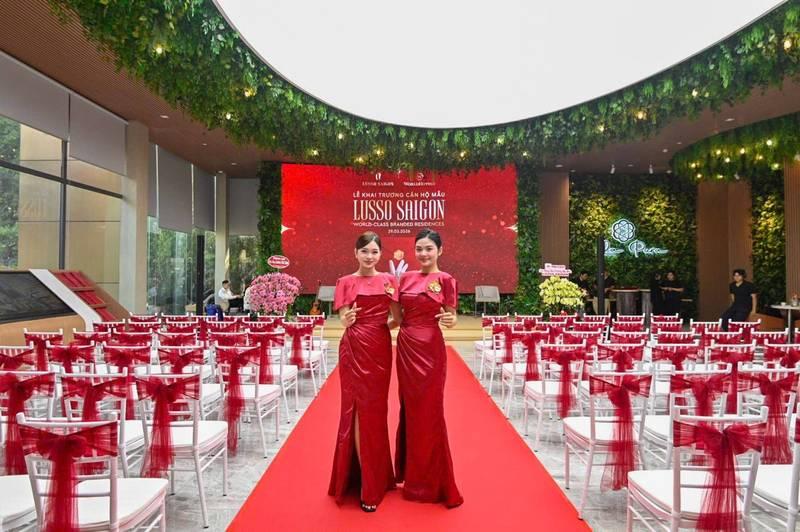 Không gian tổ chức sự kiện ra mắt dự án bất động sản trọn gói HCM với lễ khai trương sang trọng.