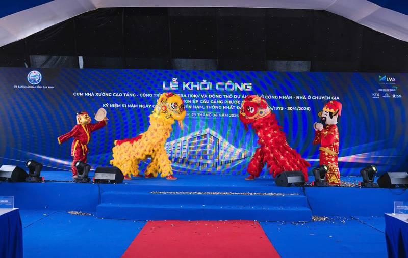 Lân sư rồng trong lễ khởi công