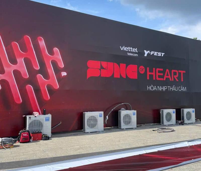 Cho thuê máy lạnh sự kiện công suất lớn setup nhanh tại lễ hội Sync of Heart của Viettel.