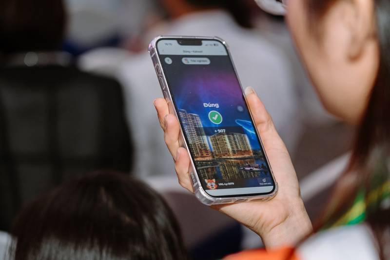 Ảnh chụp người dùng trải nghiệm Cho thuê tài khoản Kahoot sự kiện 1000 người bản quyền trên điện thoại.