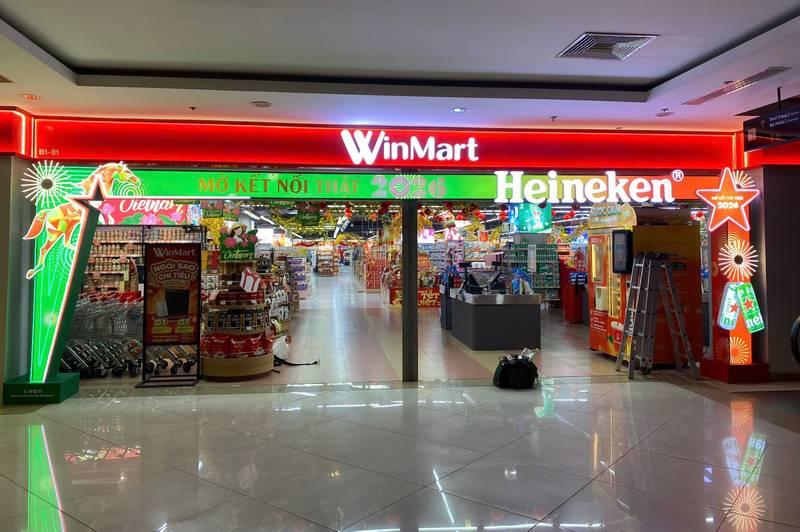 Thi công cổng chào sự kiện WinMart tại siêu thị trọn gói với thiết kế booth sang trọng và nổi bật.