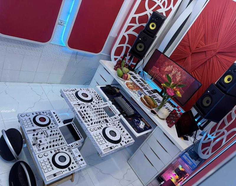 Trọn bộ bàn DJ cho sự kiện nhỏ