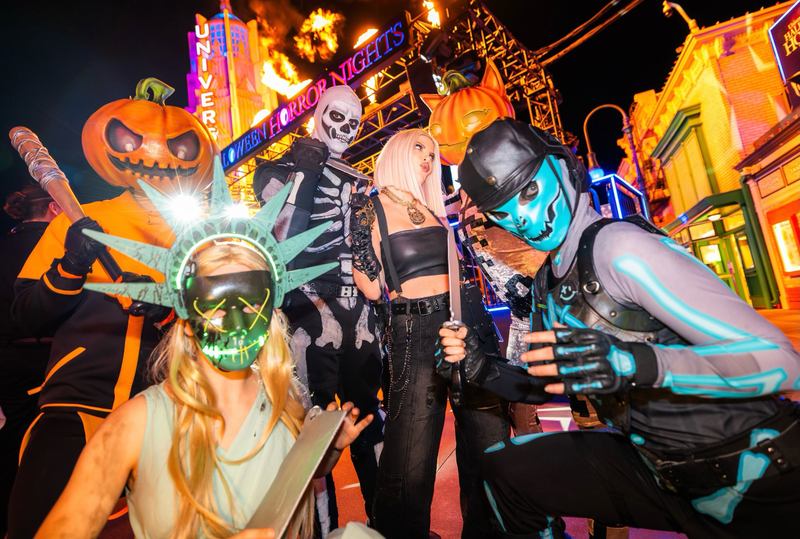 tổ chức halloween